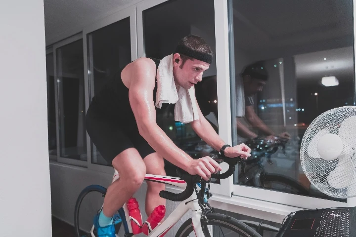 Errores comunes al entrenar en rodillo por primera vez