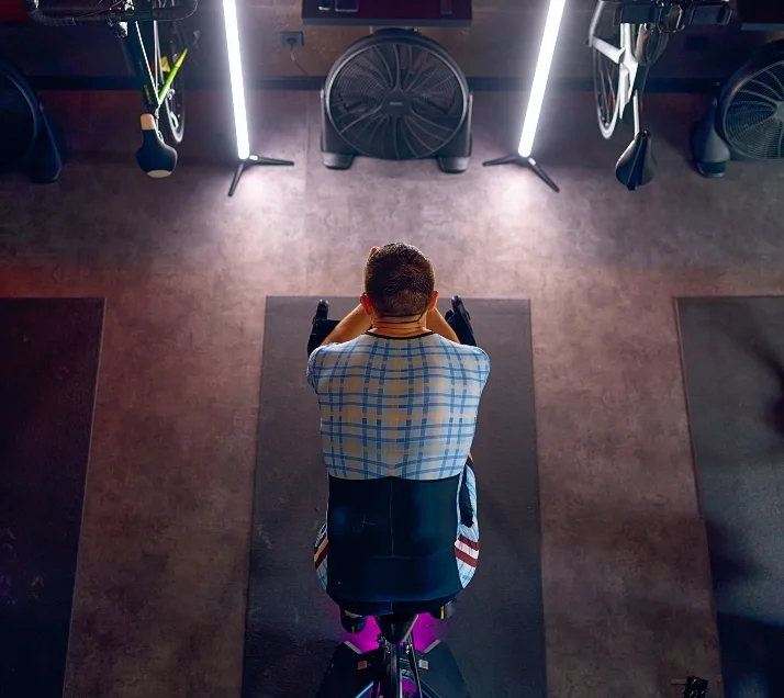 elegir el mejor ventilador para entrenar en rodillo en casa